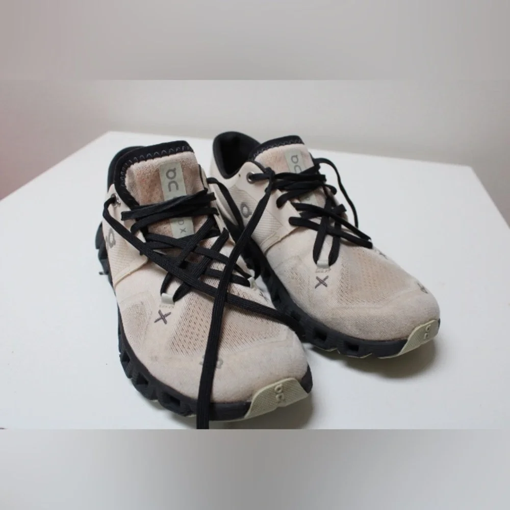 On Cloud X 3 shoes